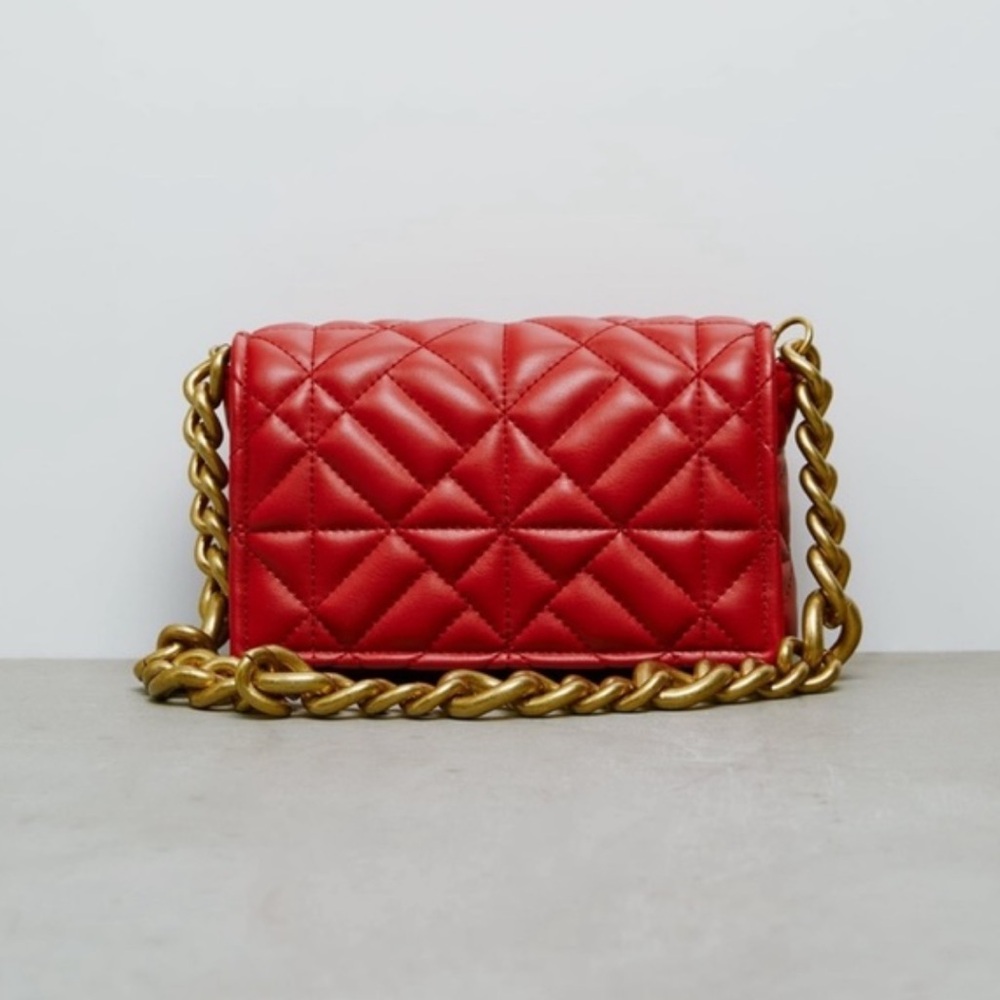 Brand new Zara Quilted Chain shoulder bag